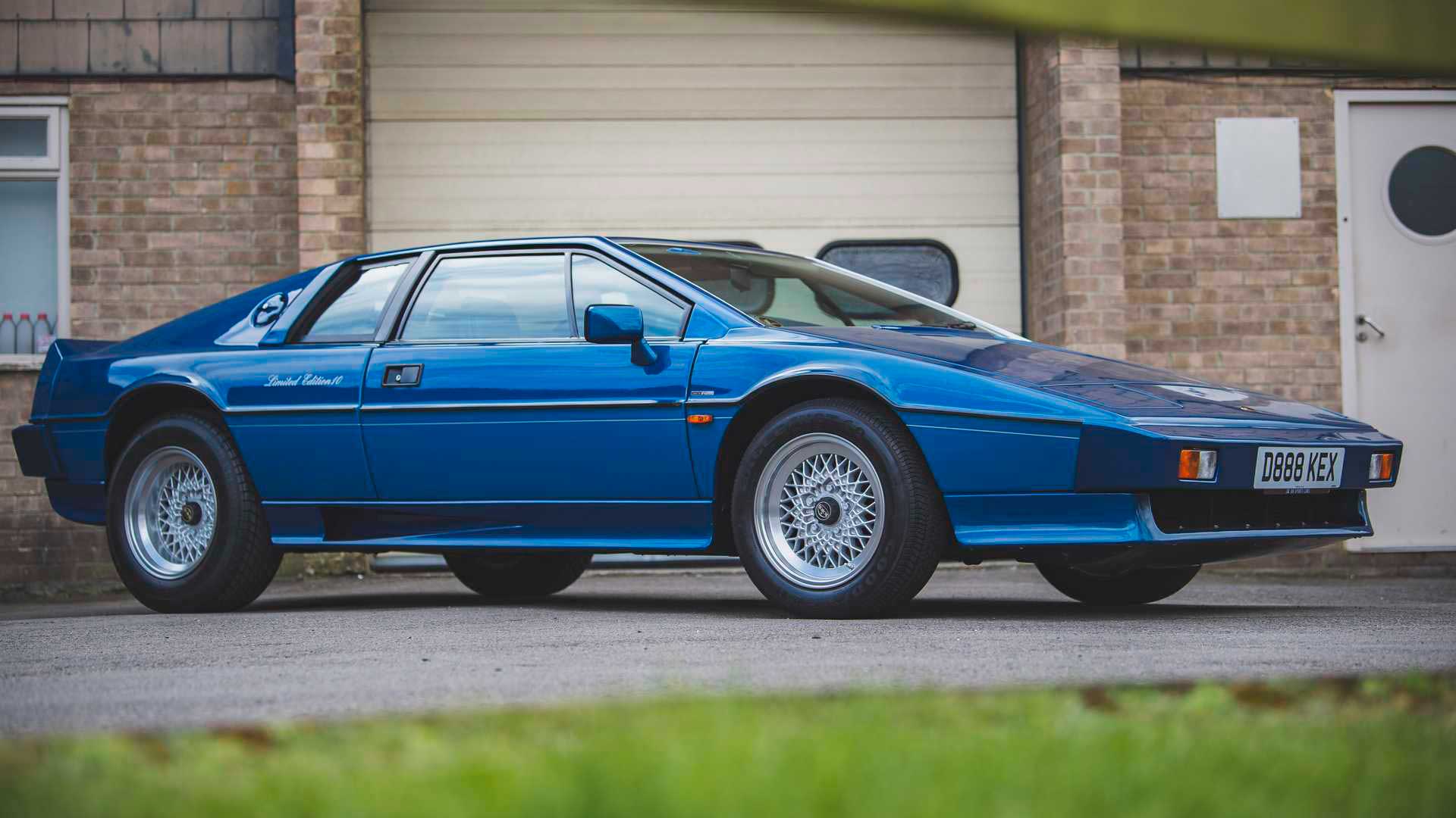 Lotus Esprit